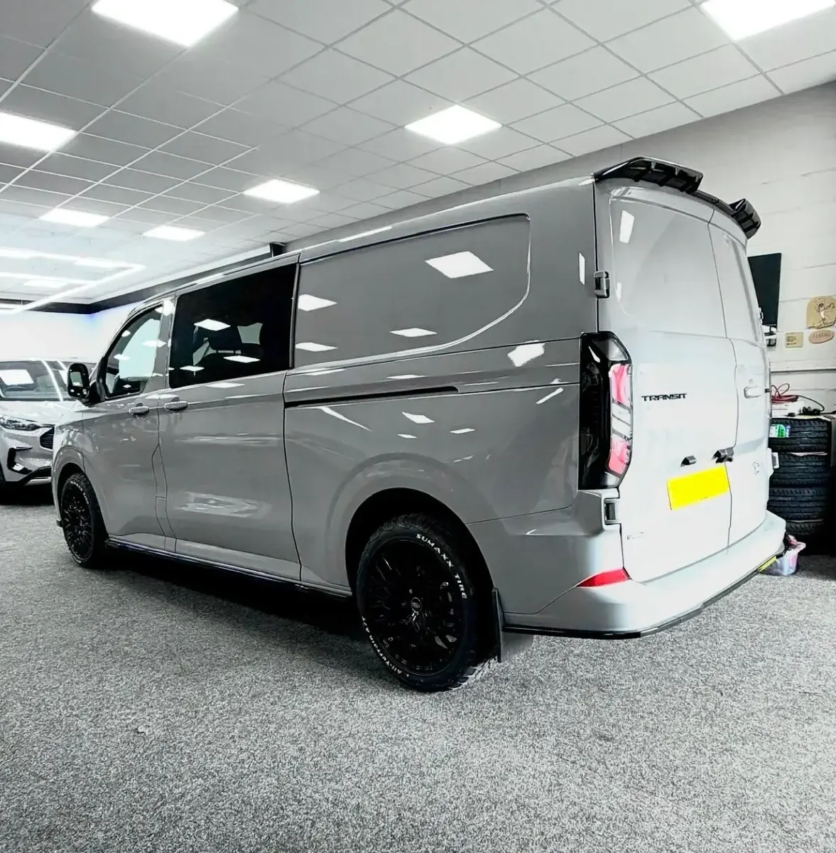 Used Ford Transit Custom Limited 232 HP (170 kW) 2026 Grey Van