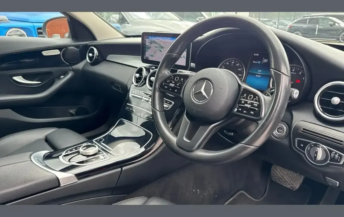 Second-hand Mercedes C200 SE 180 CP (132 kW) 2019 Argintiu Berlinǎ