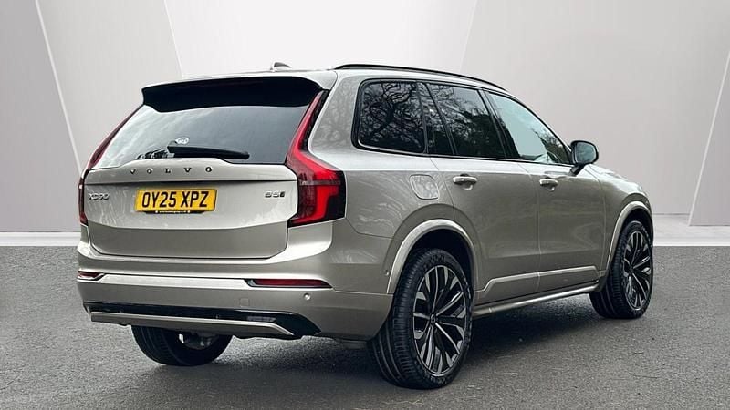 Used Volvo XC90 Ultra 250 HP (183 kW) 2025 Gold SUV