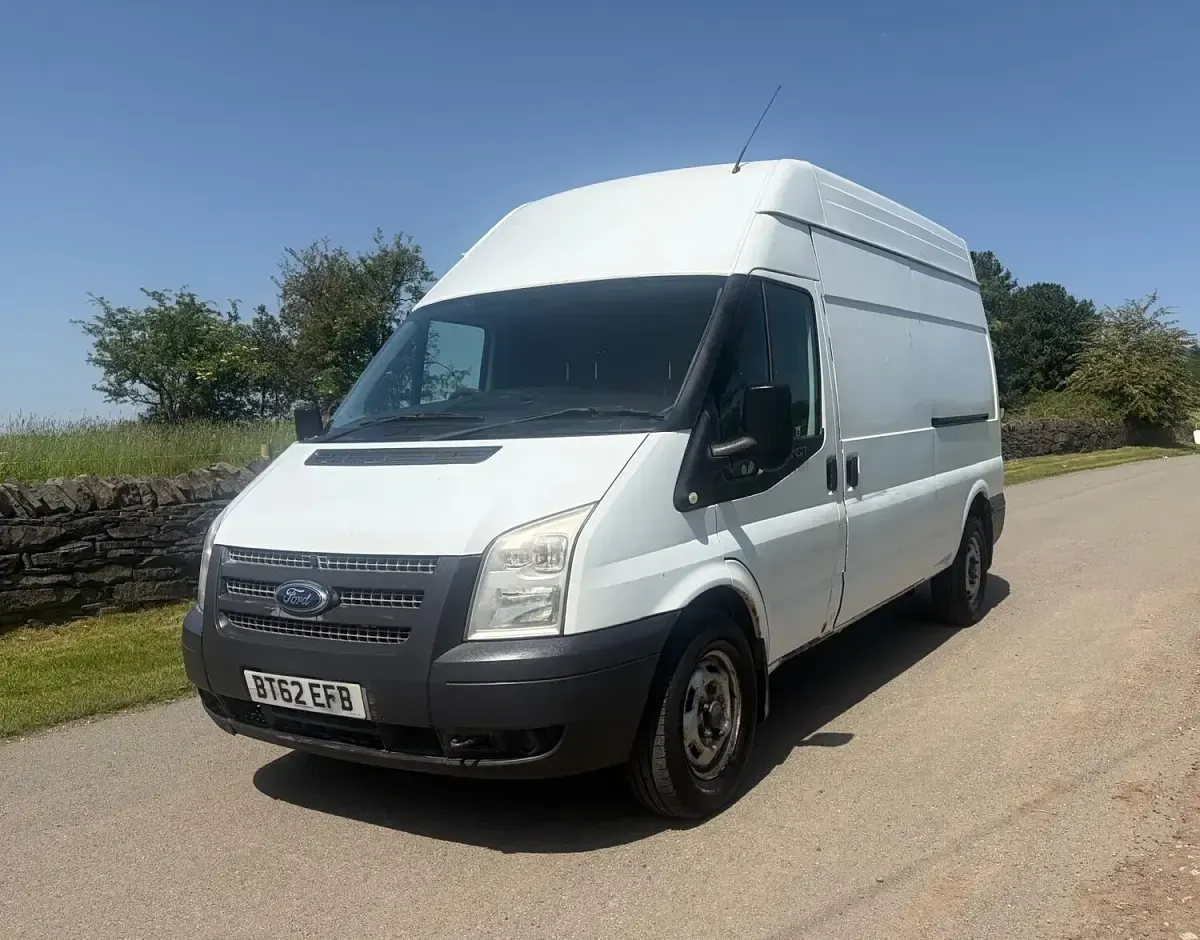Used Ford Transit 125 HP (91 kW) 2012 White Van