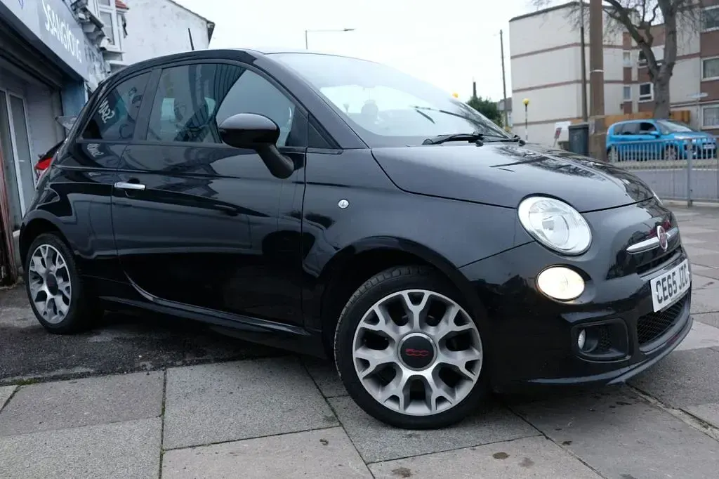 Used Fiat 500 S 69 HP (50 kW) 2015 Black Hatchback