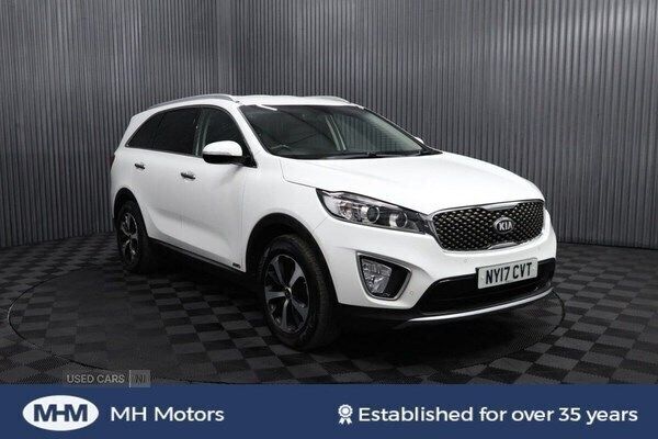 White Used 2017 Kia Sorento 2 SUV | £13,495 (Good price) - Image 1/4