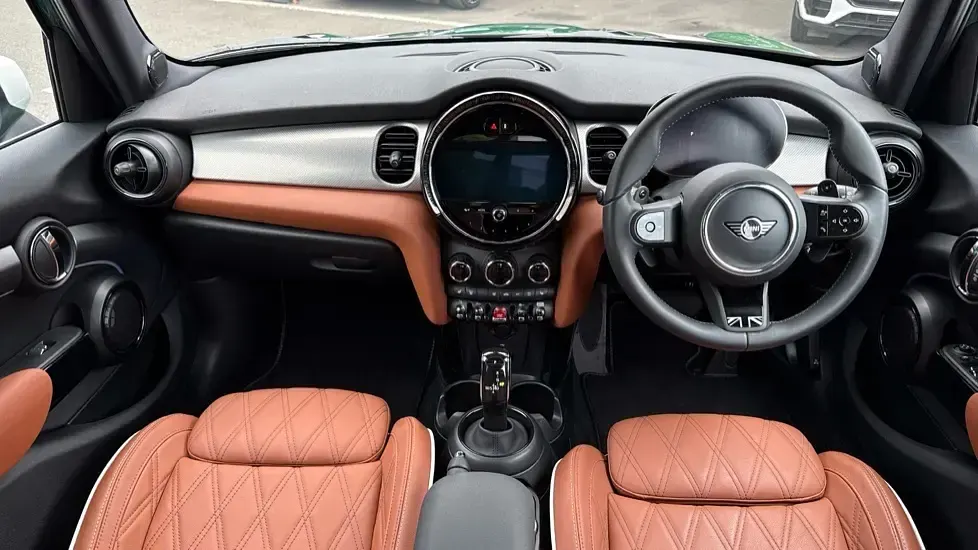 Used Mini Cooper S Exclusive 176 HP (129 kW) 2023 Green Hatchback