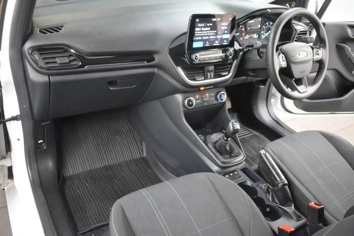 Used Ford Fiesta Trend 2020 White Hatchback