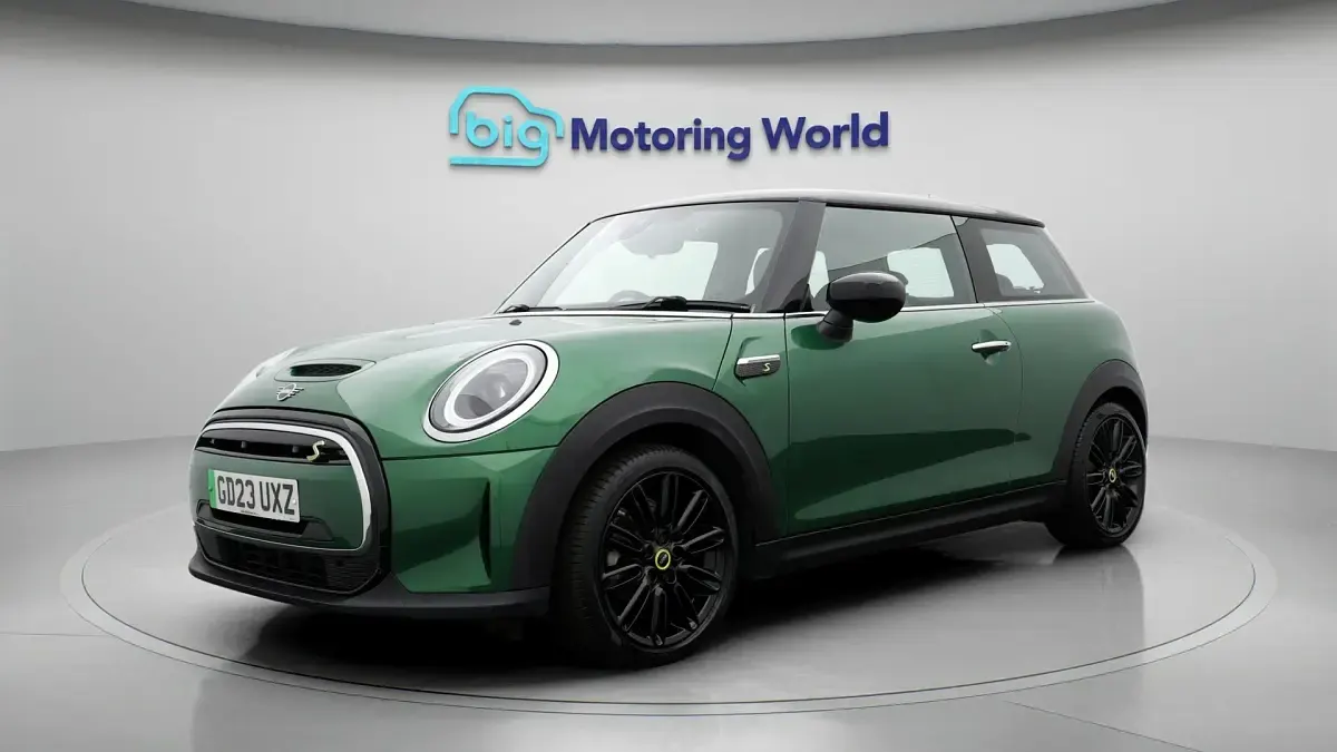 Used Mini Cooper SE Hatch 135 kW (184 HP) 2023 Hatchback