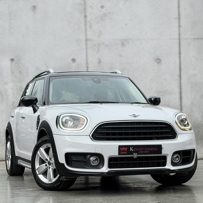 Used Mini Cooper Classic 2020 White Hatchback