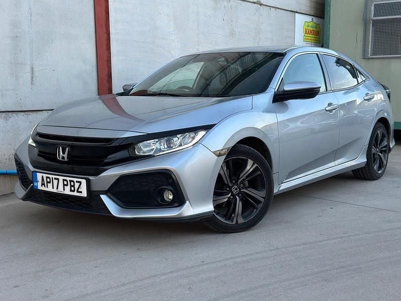 Used Honda Civic SR 2017 Silver Hatchback