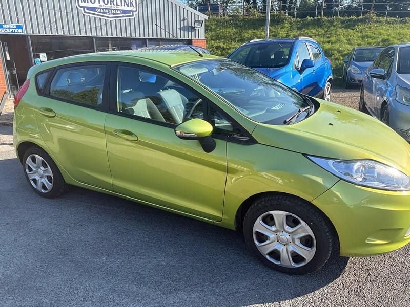 Used Ford Fiesta Style 82 HP (60 kW) 2010 Green Hatchback