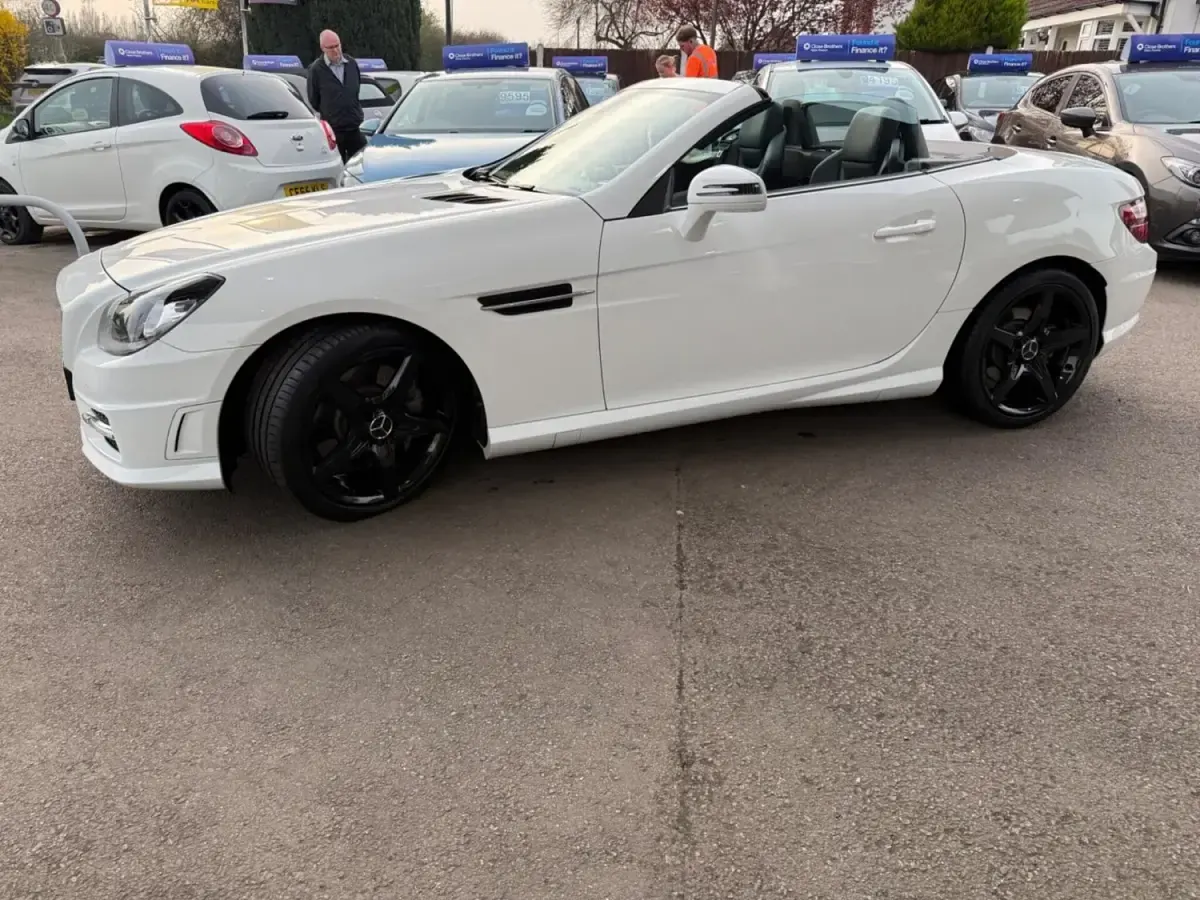 Usado Mercedes SLK200 AMG 184 HP (135 kW) 2013 Branco Cabrios