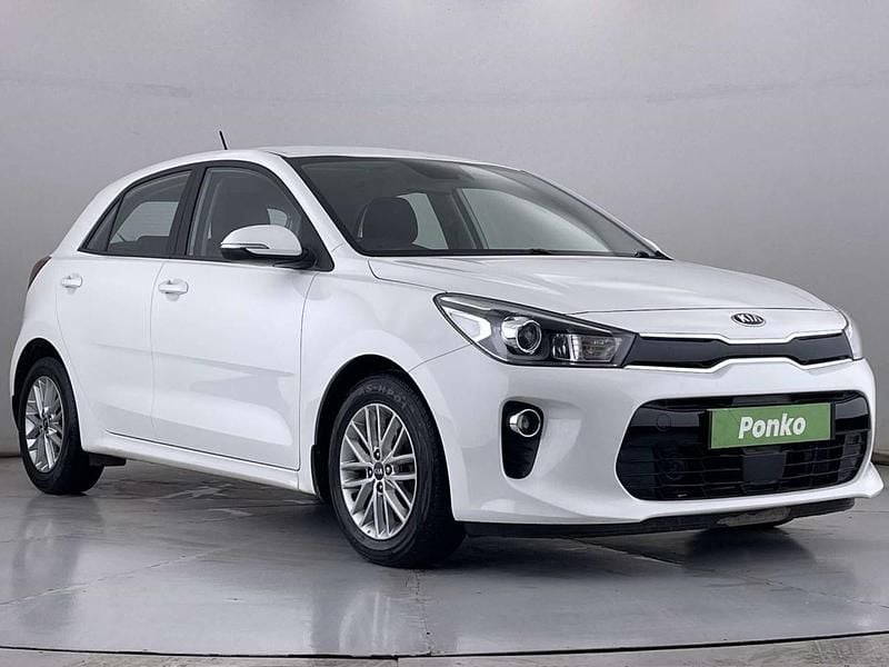 Used Kia Rio 2019 White Hatchback