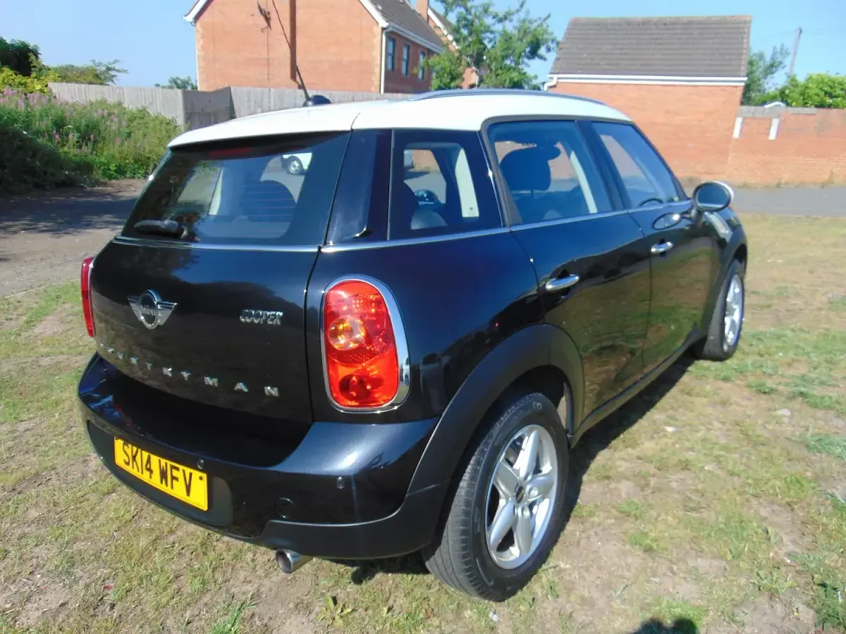 Used Mini Cooper 2014 Black Hatchback