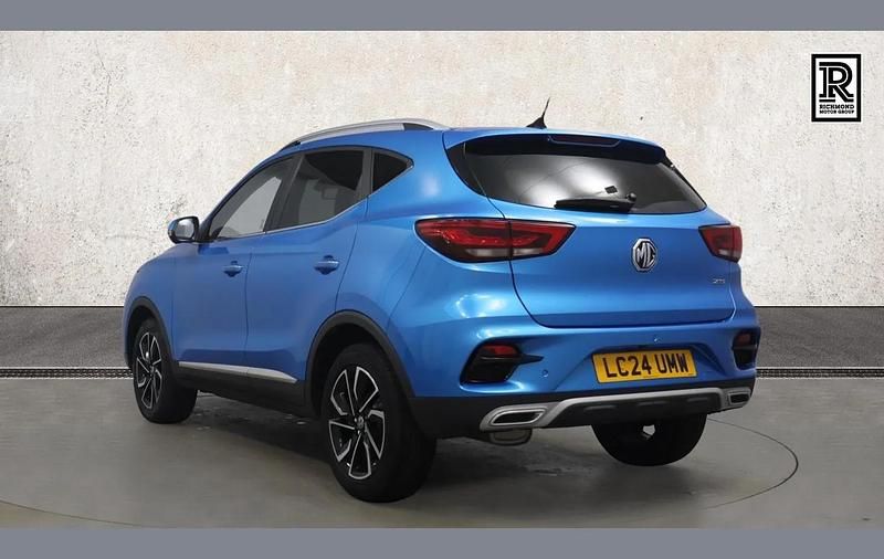 Usado MG ZS Exclusive 106 HP (77 kW) 2024 Azul SUV