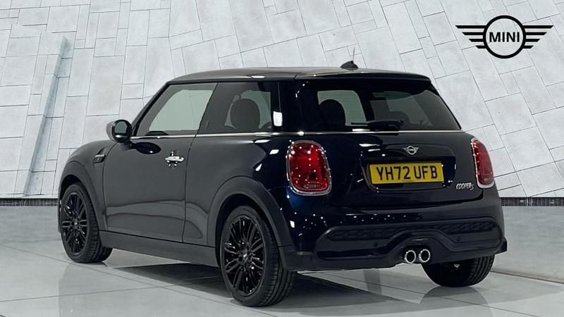 Used Mini Cooper S Exclusive 176 HP (129 kW) 2022 Black Hatchback