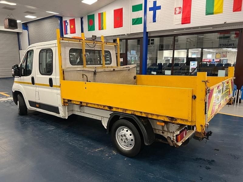 Used Peugeot Boxer 130 HP (95 kW) 2015 White Van