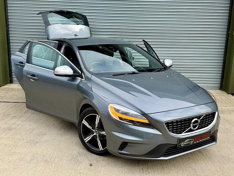 Used Volvo V40 R-Design 2016 Grey Estate