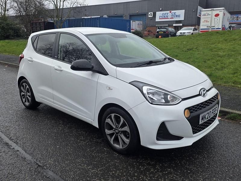 Used Hyundai i10 2020 White Hatchback