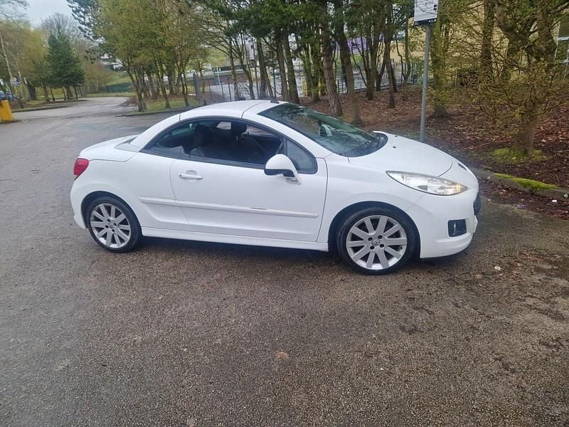 Used Peugeot 207 GTi 120 HP (88 kW) 2010 White Cabriolet