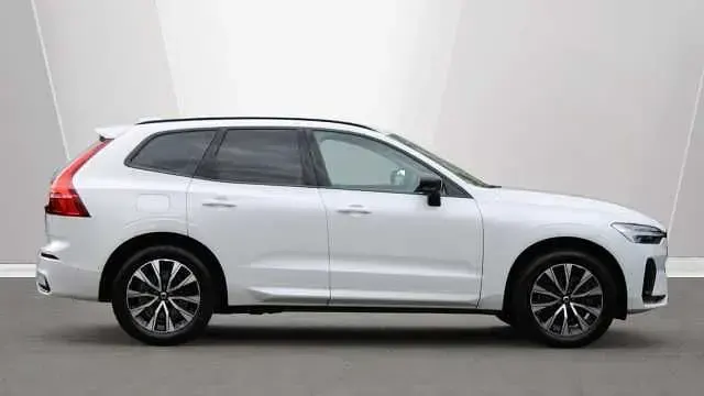 Used Volvo XC60 Plus 197 HP (144 kW) 2023 White SUV