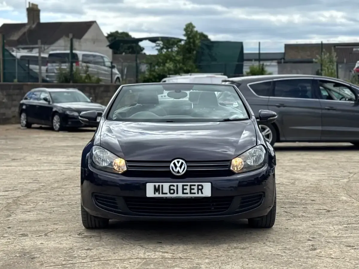 Used VW Golf SE 105 HP (77 kW) 2011 Purple Cabriolet