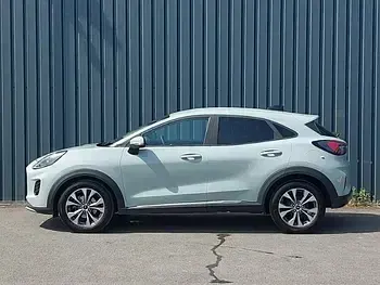 Usado Ford Puma Titanium 125 CV (91 kW) 2025 Gris SUV