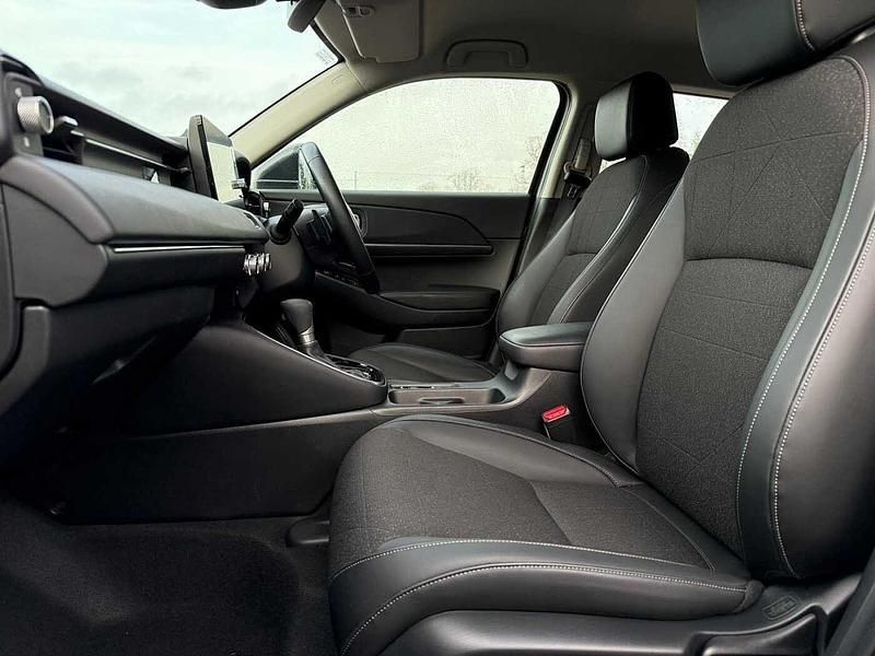 Used Honda HR-V Advance 131 HP (96 kW) 2023 Red SUV