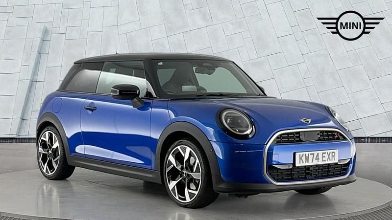 Blue Used 2024 Mini Cooper S Hatch Hatchback | £26,950 (Expensive) - Image 1/4