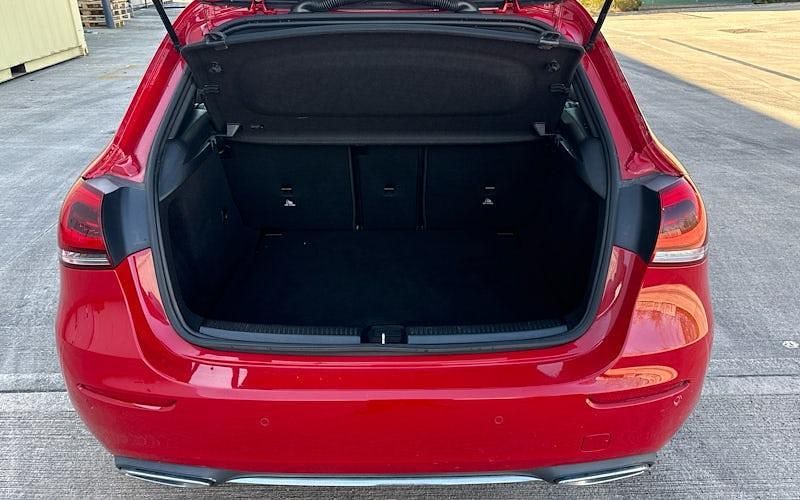 Gebraucht Mercedes A200 Executive 163 PS (119 kW) 2022 Kleinwagen