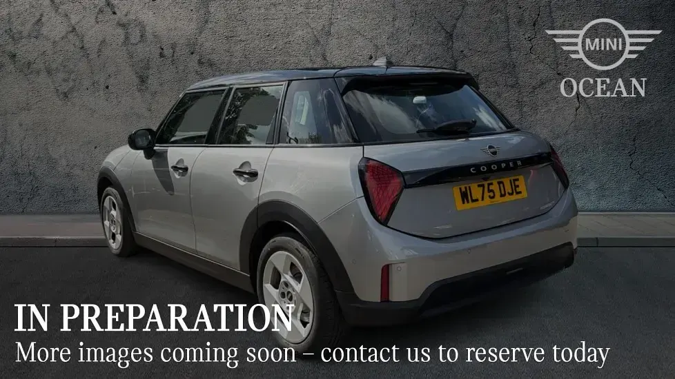 Used Mini Cooper Hatch 113 kW (154 HP) 2026 Silver Hatchback
