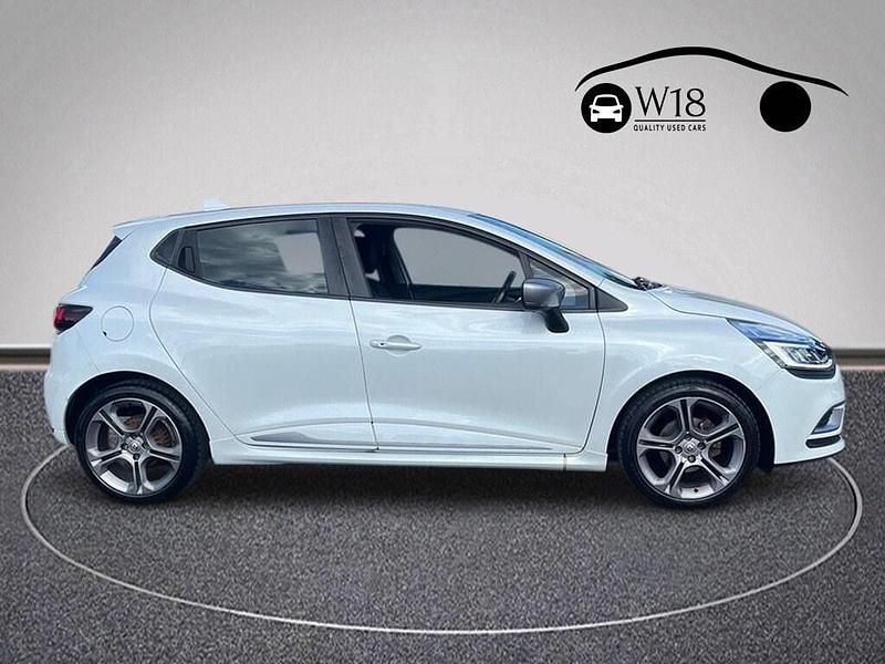 Used Renault Clio IV GT-Line 90 HP (66 kW) 2018 White Hatchback