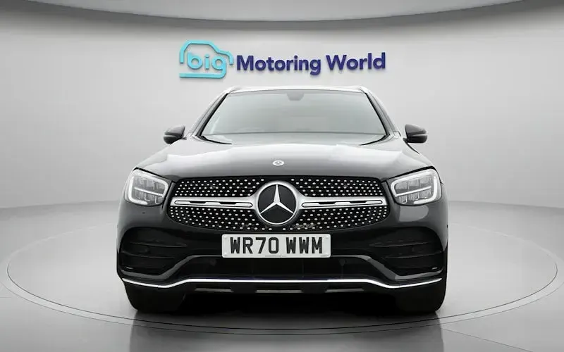 Used Mercedes GLC220 AMG line 194 HP (142 kW) 2021 Black Estate