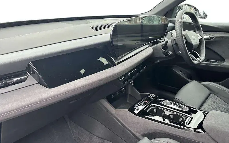 Used Audi Q6 e-tron Black Edition 225 kW (306 HP) 2026 SUV