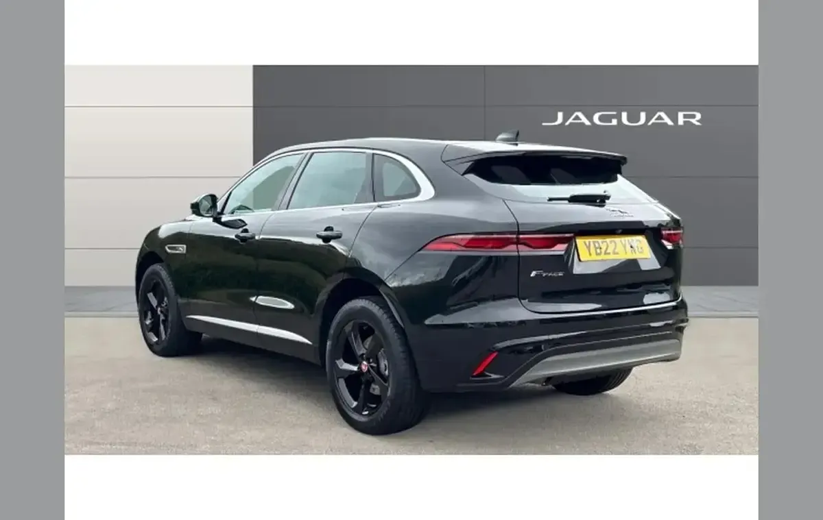 Used Jaguar F-Pace R-Dynamic 204 HP (150 kW) 2022 Black SUV