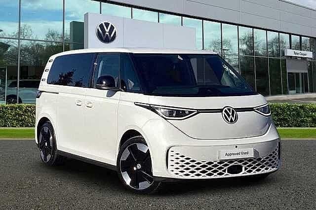 Black Used 2023 VW ID. Buzz Pro MPV | £40,699 (Fair price) - Image 1/4