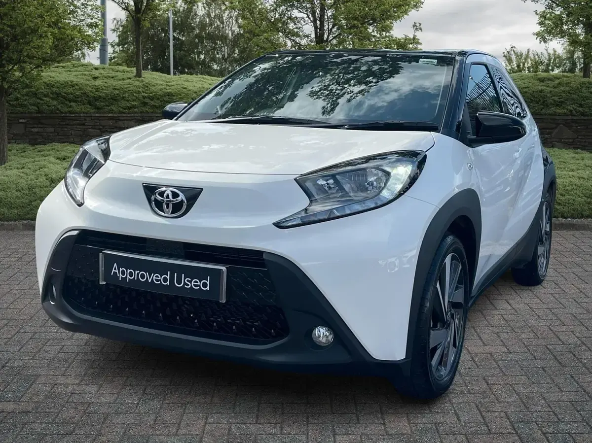 New Toyota Aygo X 72 HP (52 kW) 2025 White SUV