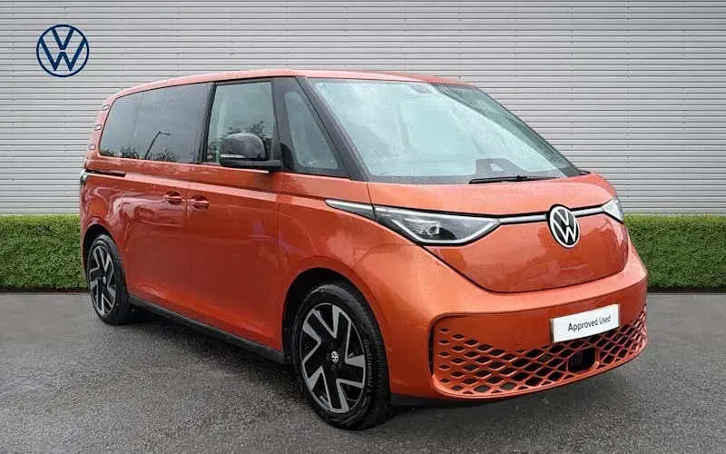 Used VW ID. Buzz Pro 150 kW (204 HP) 2023 MPV