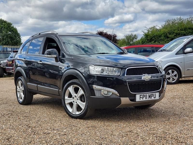 Black Used 2011 Chevrolet Captiva LTZ SUV | £3,995 (Fair price) - Image 1/4