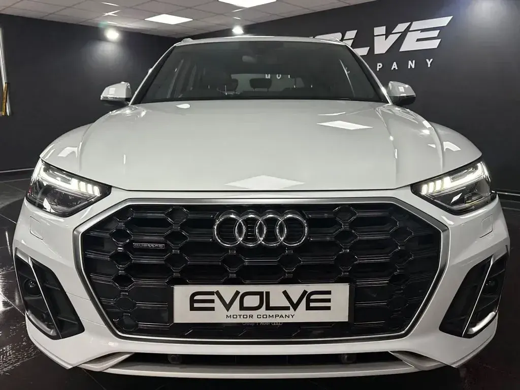 Used Audi Q5 S-Line 265 HP (194 kW) 2021 White SUV