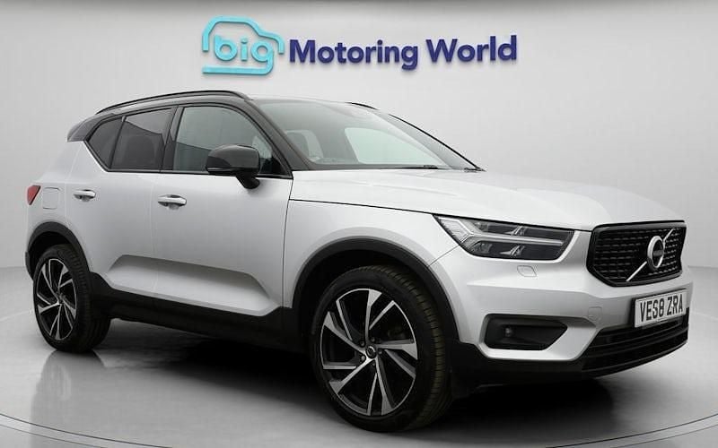 Used 2019 Volvo XC40 R-Design SUV | £15,500 (Fair price) - Image 1/4
