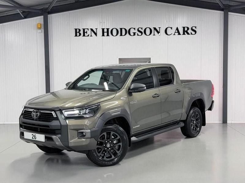New Toyota HiLux 204 HP (150 kW) 2026 Bronze Pickup