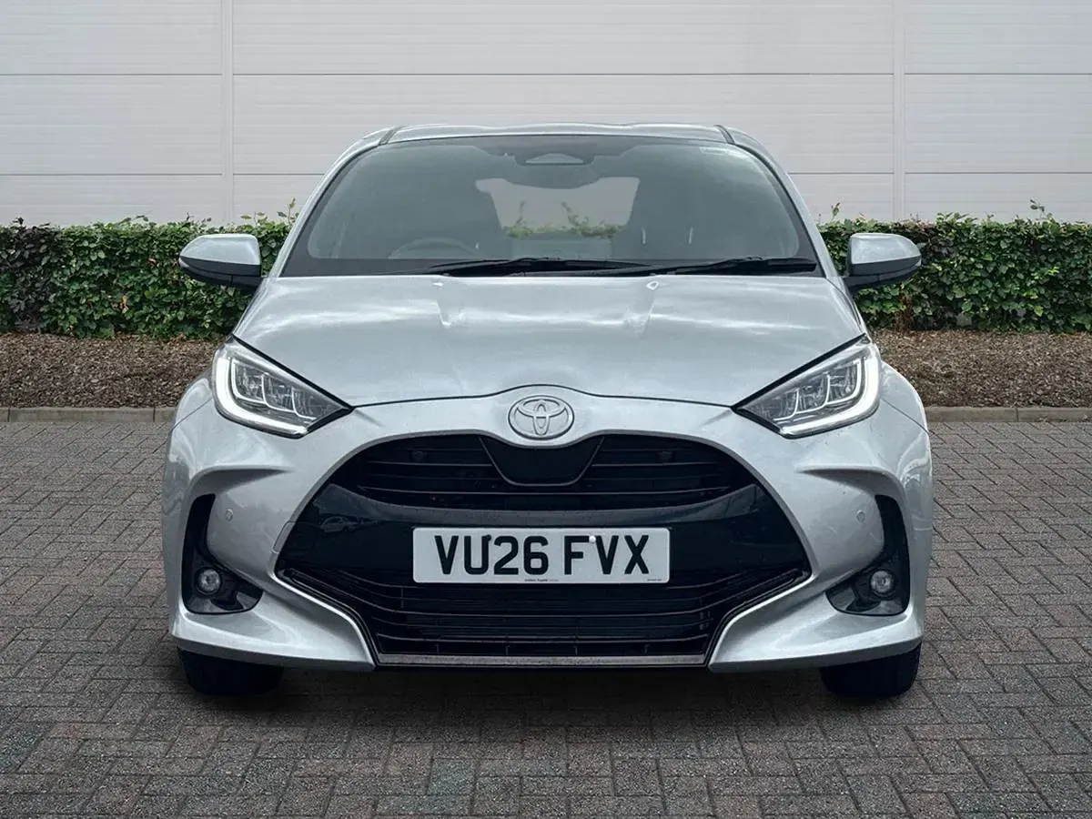 New Toyota Yaris 2026 Silver Hatchback