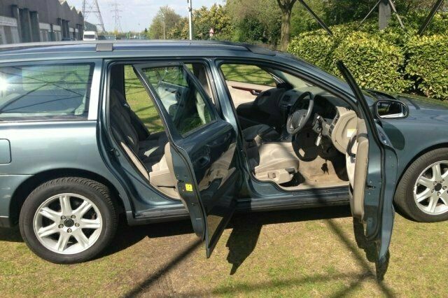 Used Volvo V70 163 HP (119 kW) 2002 Estate