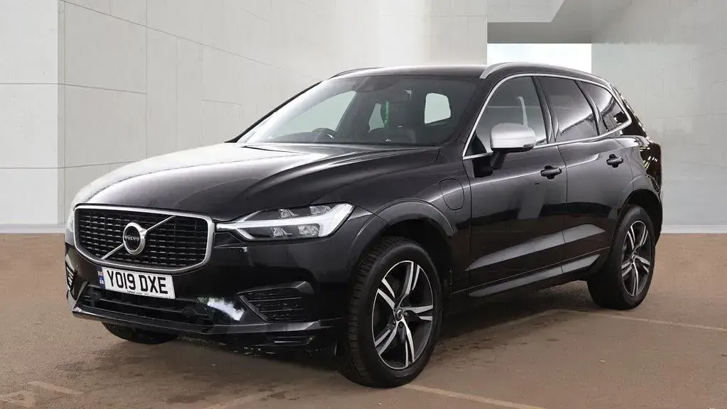 Usado Volvo XC60 R-Design 390 CV (286 kW) 2019 Negro SUV