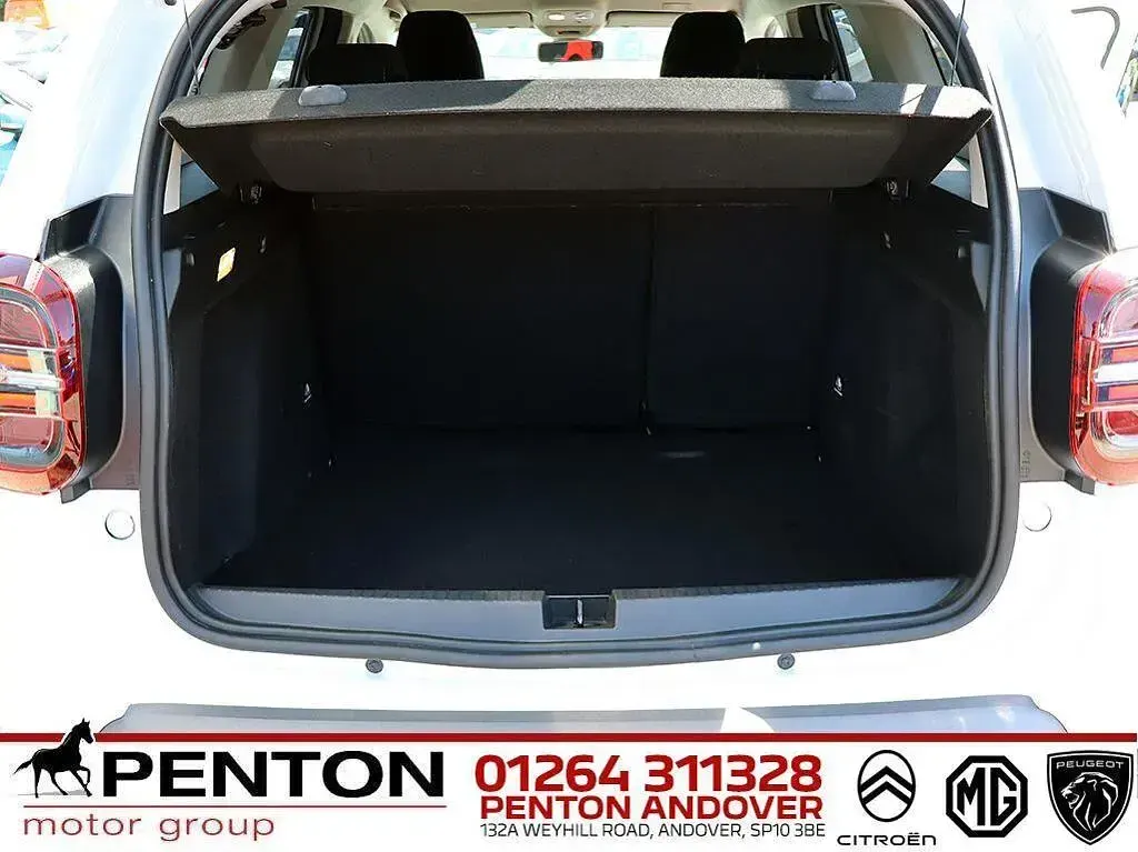 Used Dacia Duster Journey 130 HP (95 kW) 2024 White SUV
