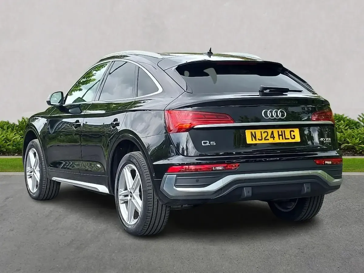 Used Audi Q5 Sportback S-Line 204 HP (150 kW) 2024 Black SUV