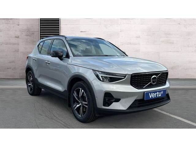 Silver Used 2023 Volvo XC40 Plus SUV | £29,490 (Fair price) - Image 1/4