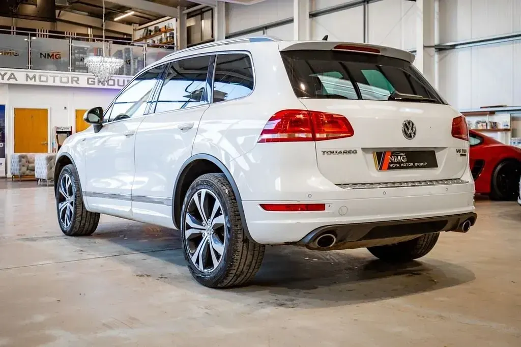 Gebraucht VW Touareg R-line 245 PS (180 kW) 2014 Weiß SUV