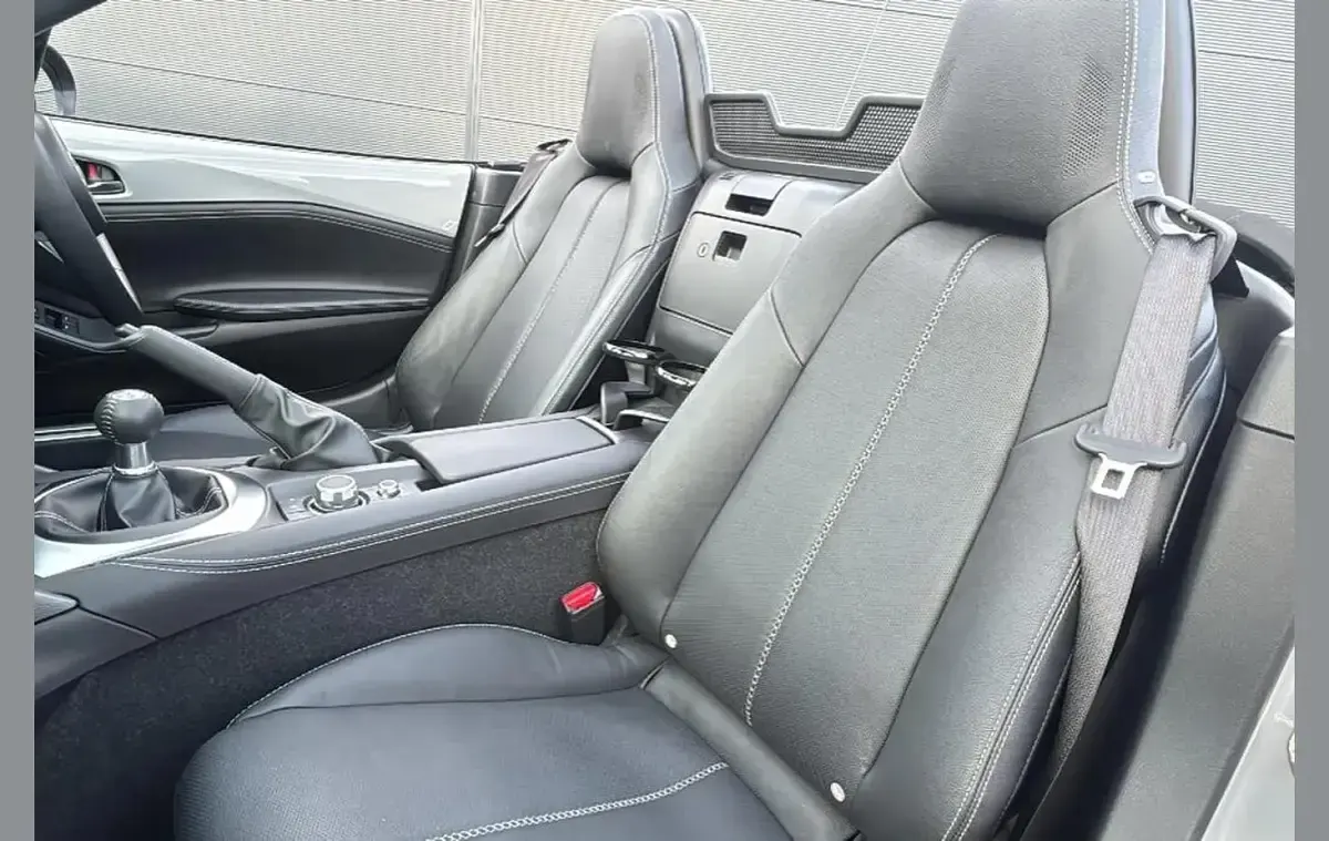 Used Mazda MX5 Exclusive-Line 132 HP (97 kW) 2024 Grey Cabriolet
