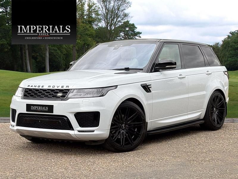 White Used 2018 Land Rover Range Rover Sport HSE Dynamic SUV | £29,948 (Fair price) - Image 1/4