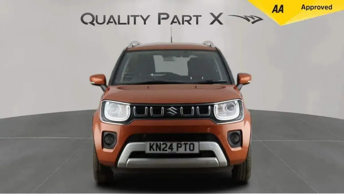 Używany Suzuki Ignis SZ5 83 KM (61 kW) 2024 Pomarańczowy Hatchback