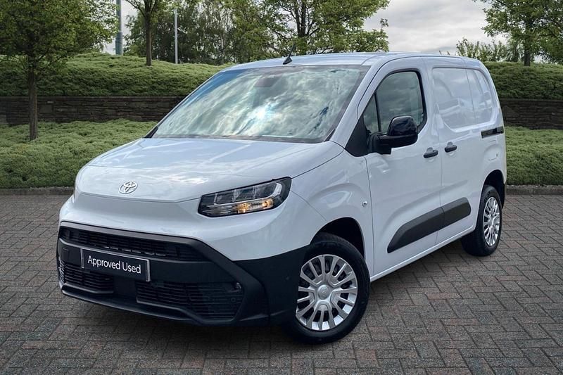 Used Toyota Proace 2025 White MPV